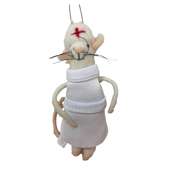 Silver Tree Surgical Nurse Felted Dressed Mouse Ornament NWT - Picture 1 of 6